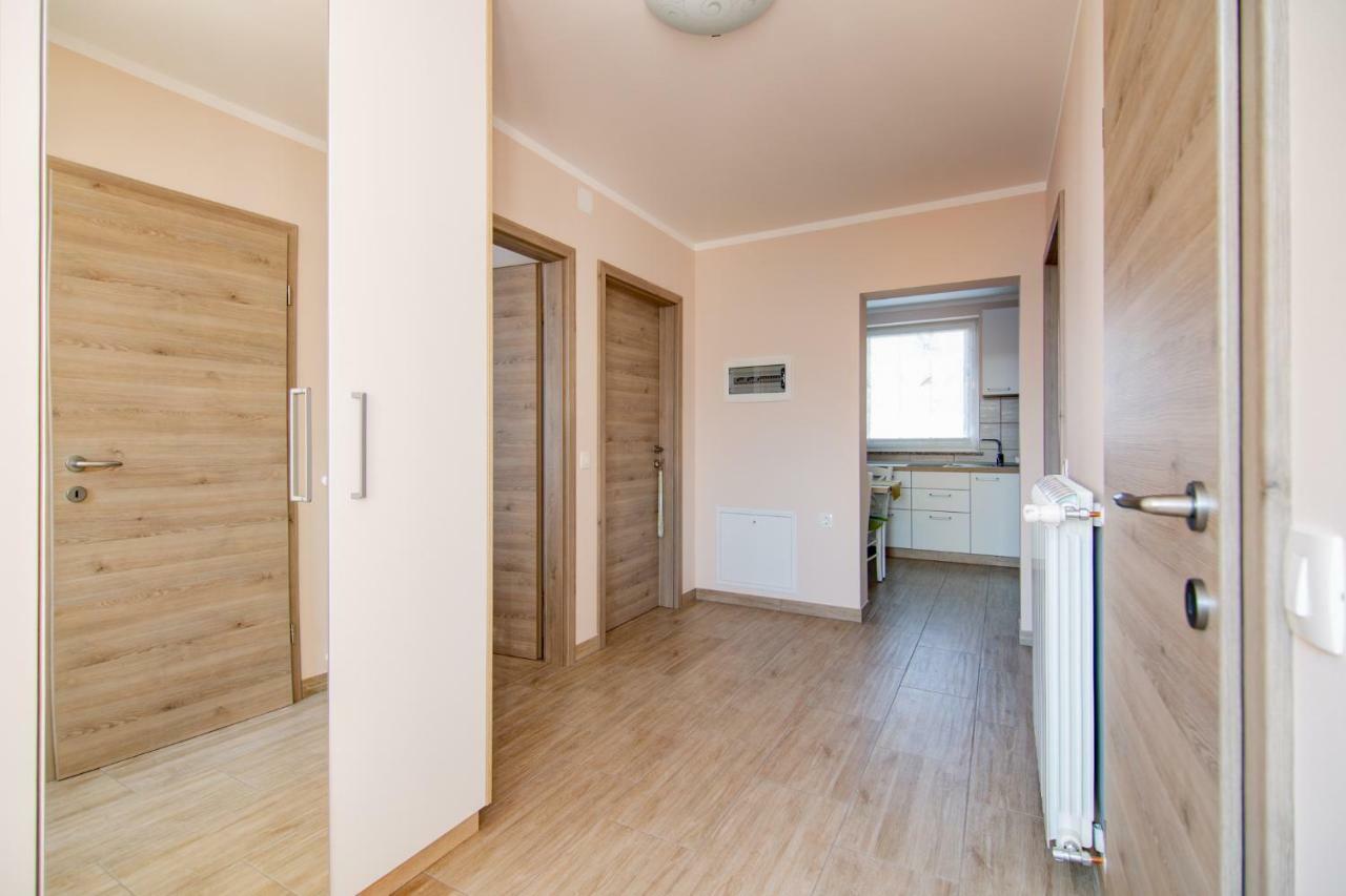 Rooms Sajina Podgrad  ภายนอก รูปภาพ